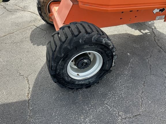 Image of JLG 450AJ equipment image 3
