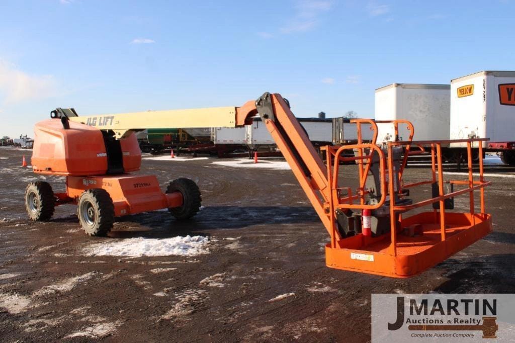 2016 JLG 460SJ Equipment Image0