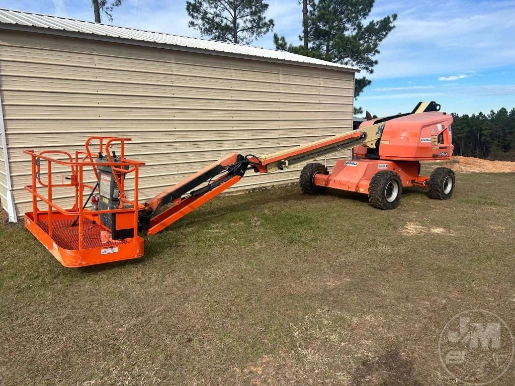 2016 JLG 460SJ Equipment Image0