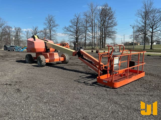 Image of JLG 460SJ equipment image 2