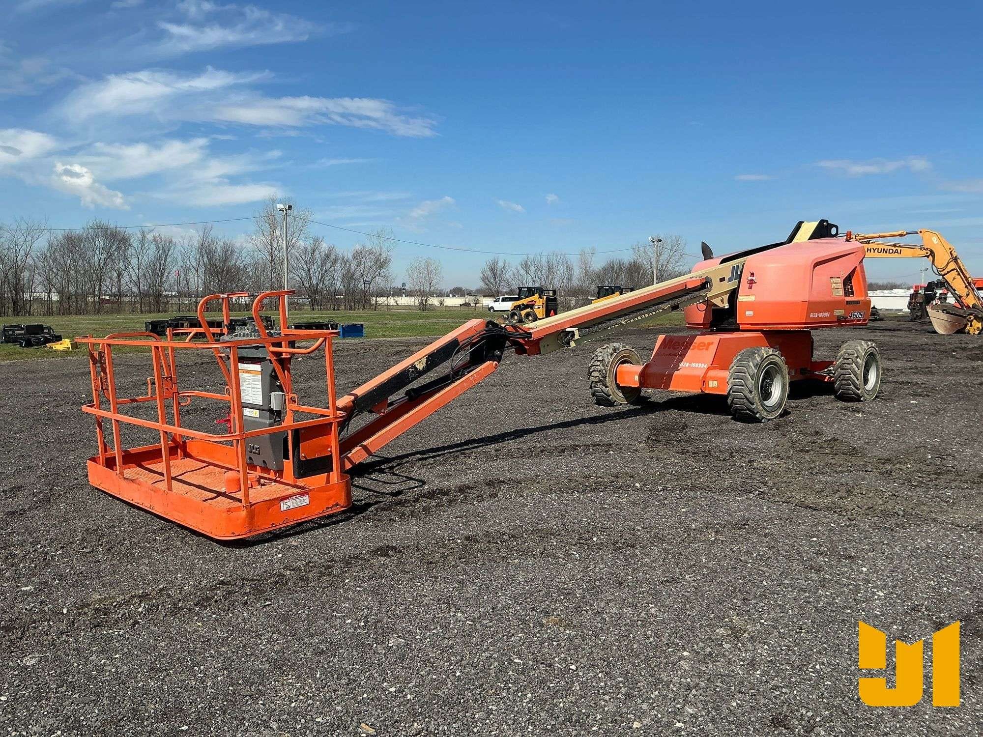 2016 JLG 460SJ Equipment Image0