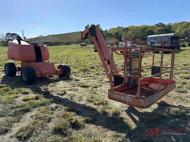 Image of JLG 460SJ equipment image 3