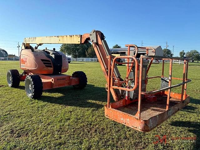 Image of JLG 600AJ equipment image 4