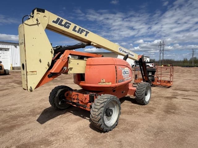 Image of JLG 600AJ equipment image 4