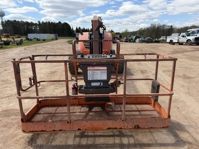 Image of JLG 600AJ equipment image 1