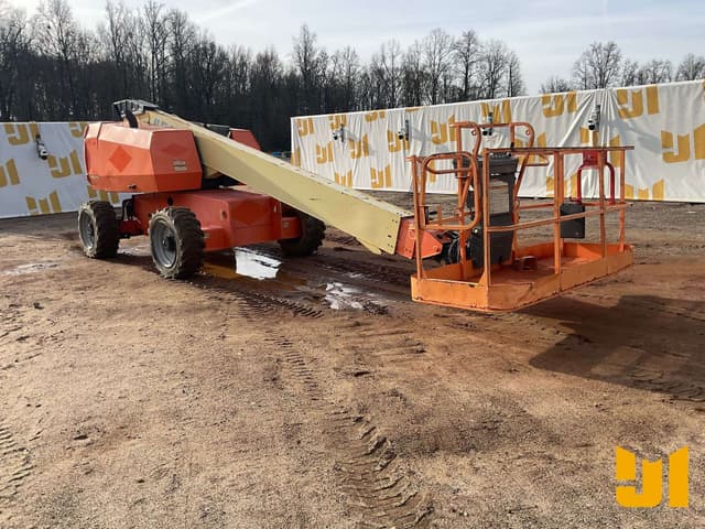 Image of JLG 600S equipment image 2