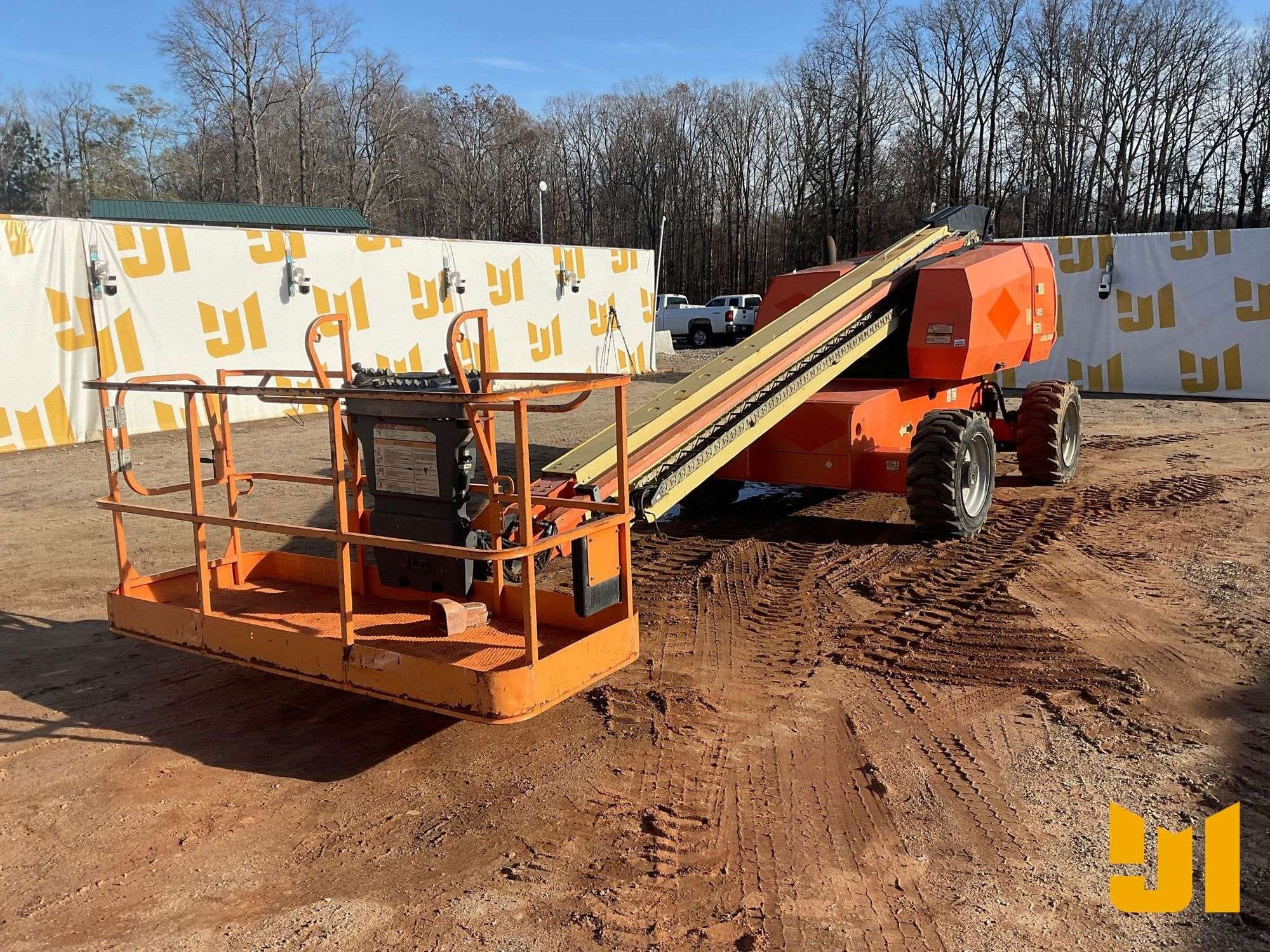 2016 JLG 600S Equipment Image0