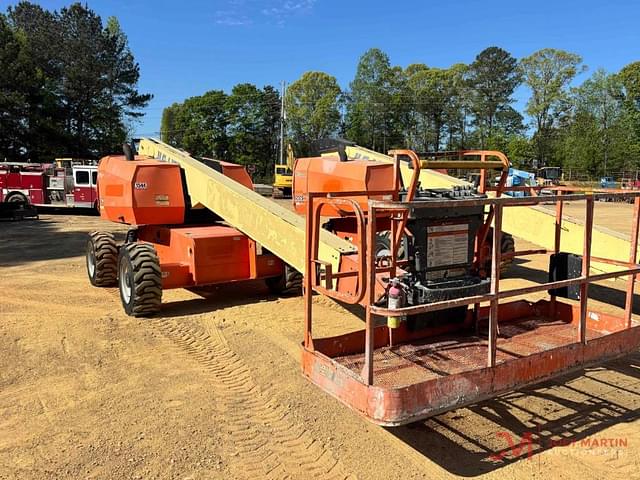 Image of JLG 600S equipment image 2