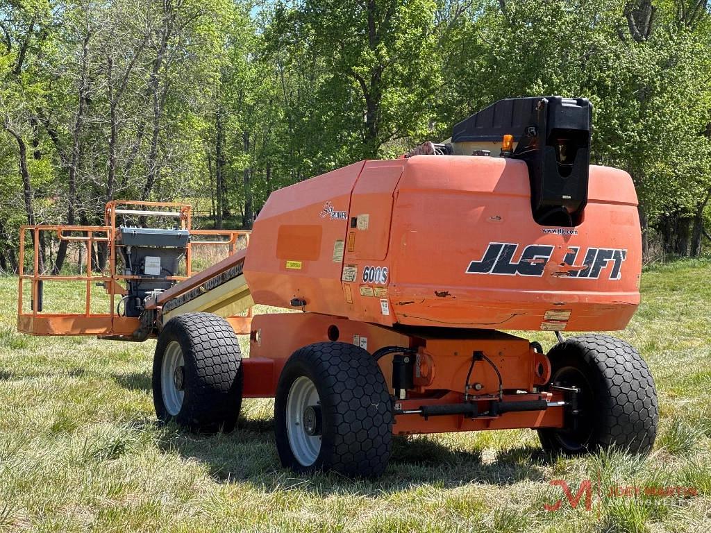 Image of JLG 600S Primary image