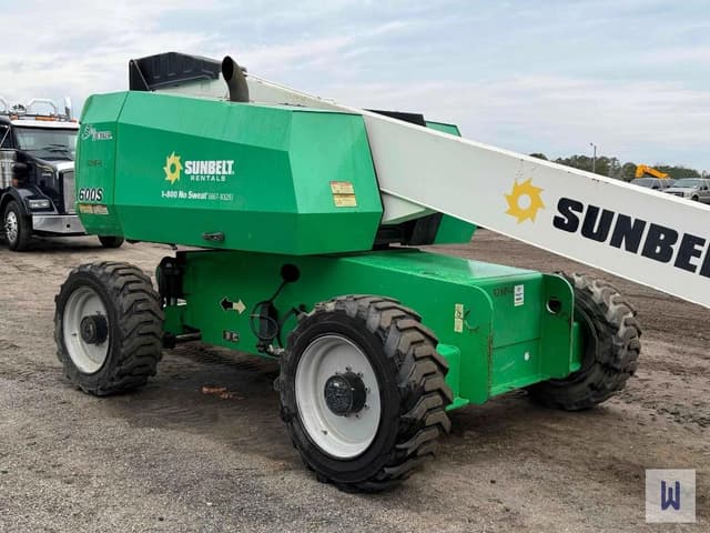 Image of JLG 600S equipment image 3