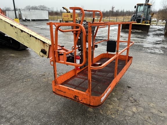 Image of JLG 600SC equipment image 4