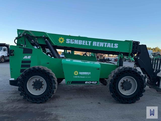 Image of JLG 6042 equipment image 4