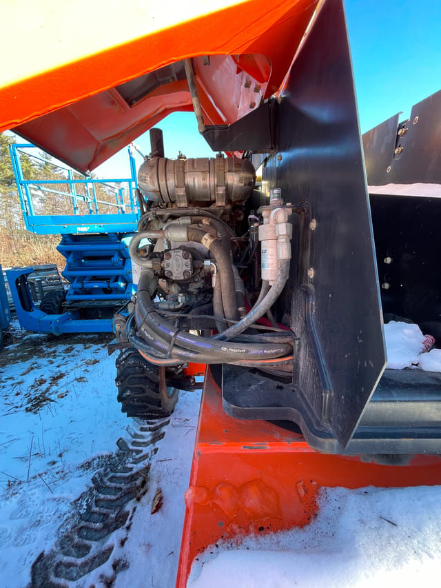Image of JLG 660SJ equipment image 3