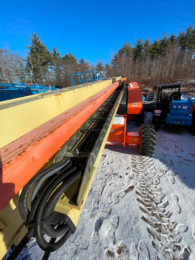 Image of JLG 660SJ equipment image 4