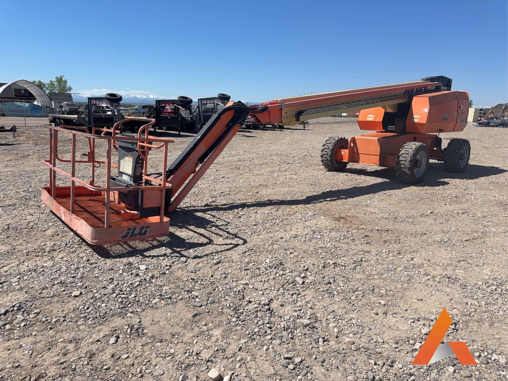 2016 JLG 660SJ Equipment Image0