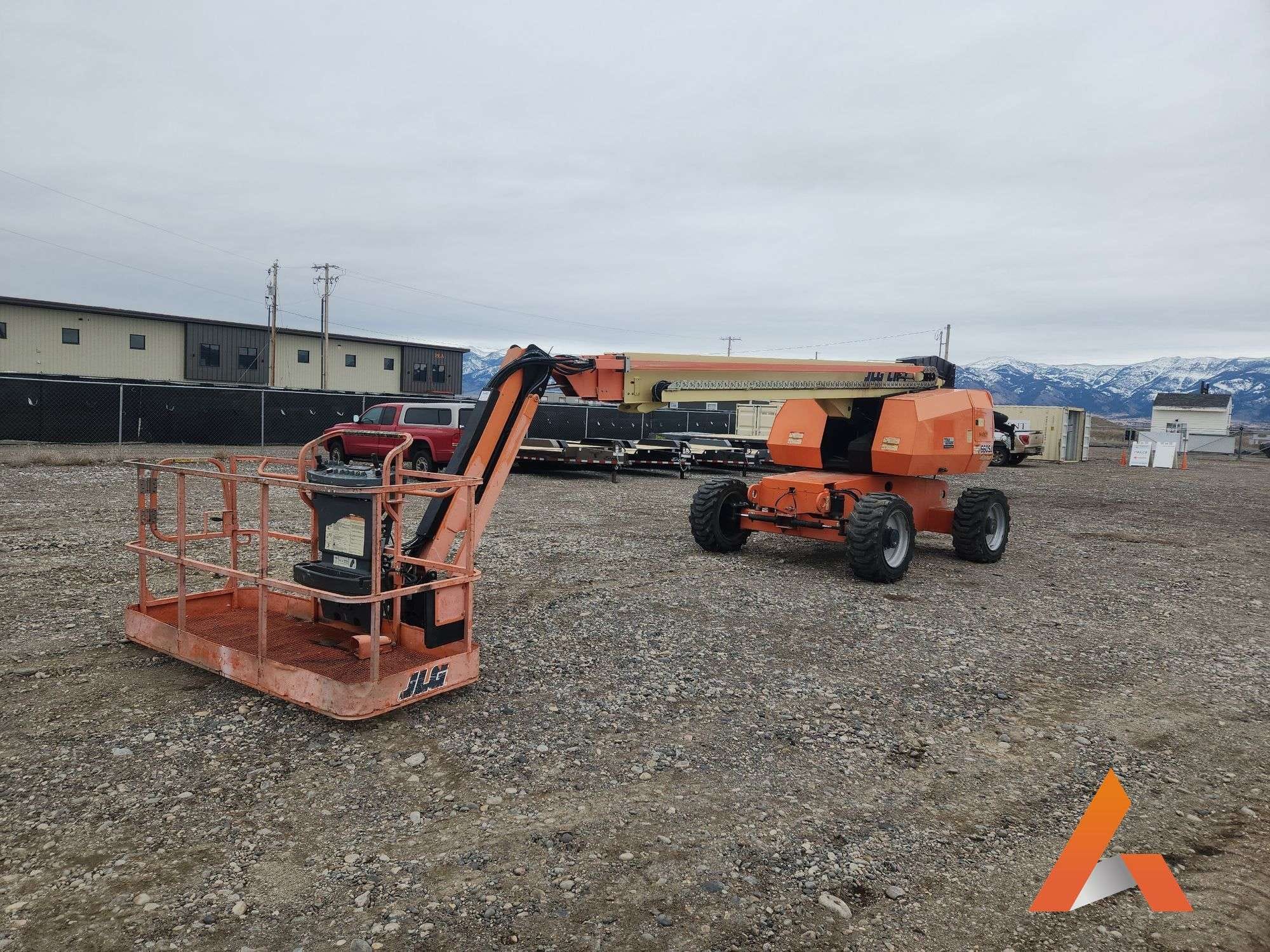 2016 JLG 660SJ Equipment Image0
