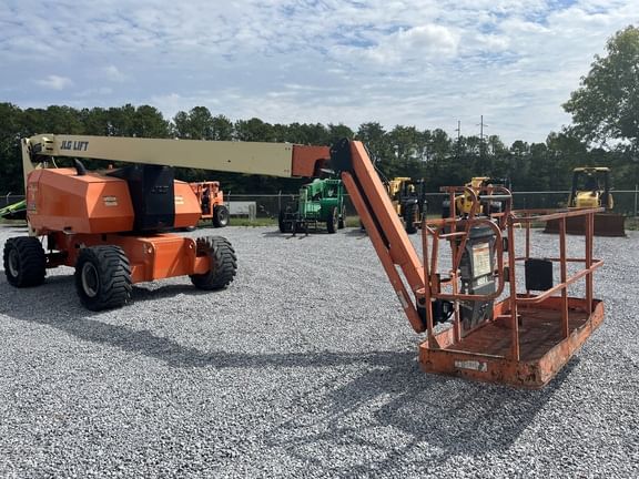 Main image JLG 800AJ