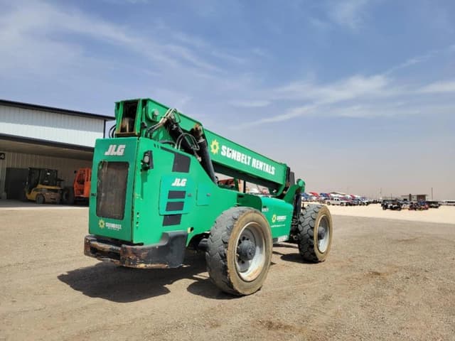 Image of JLG 8042 equipment image 4
