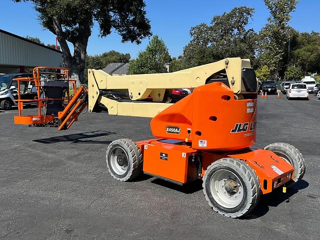 Image of JLG E450AJ equipment image 1