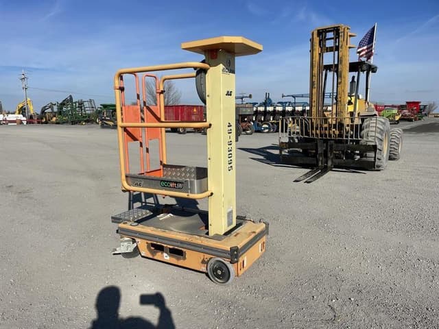 Image of JLG Eco Lift 70 equipment image 3