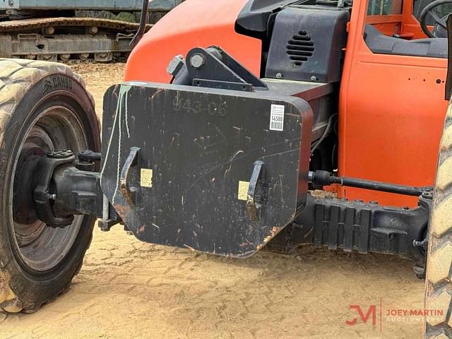 Image of JLG G9-43A equipment image 4