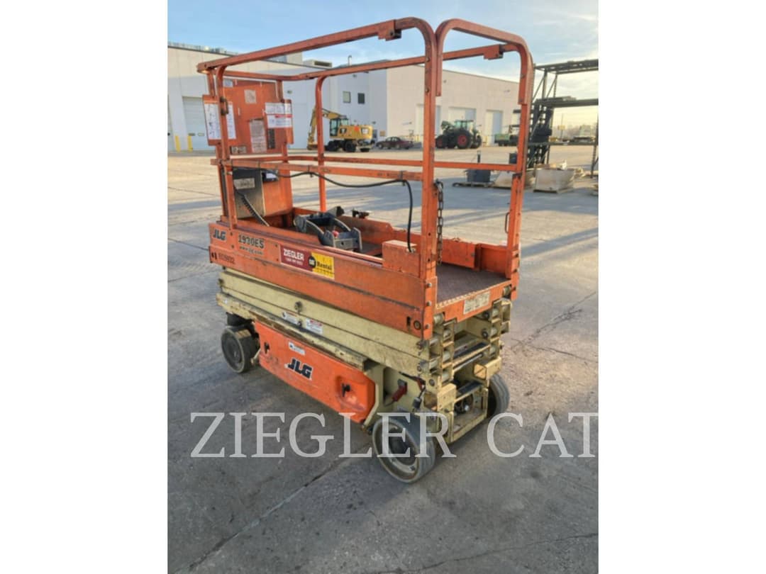 Image of JLG 1230ES Image 1