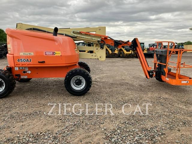 Image of JLG 450AJ equipment image 4