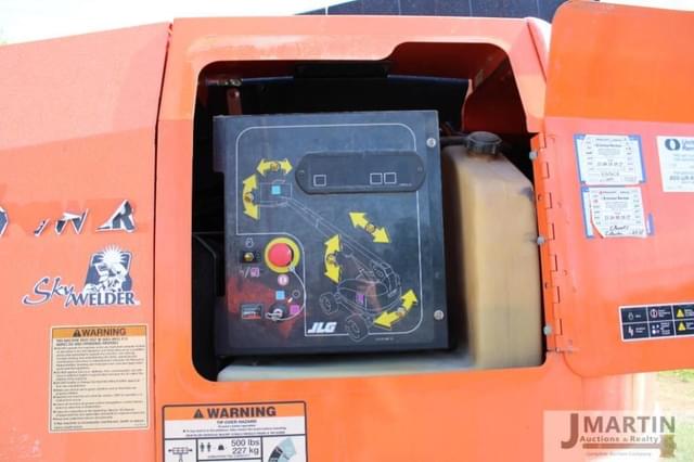 Image of JLG 600S equipment image 4