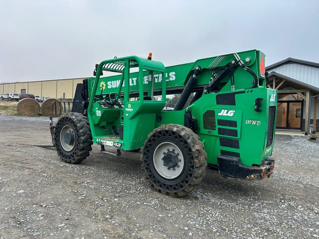 Image of JLG 6042 equipment image 3