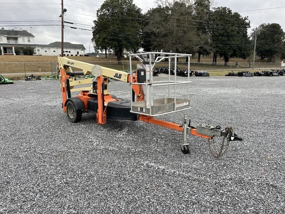 Image of JLG T350 equipment image 4