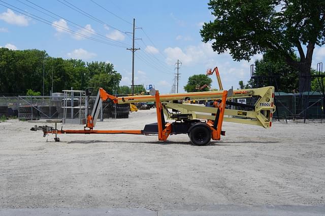 Image of JLG T500J equipment image 2