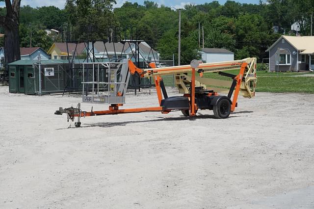 Image of JLG T500J equipment image 3