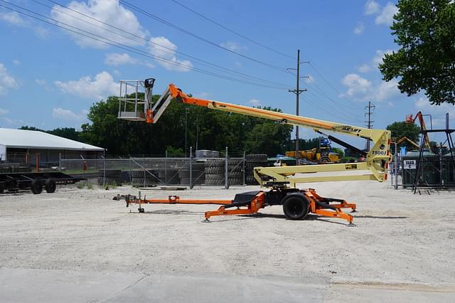 Image of JLG T500J equipment image 4