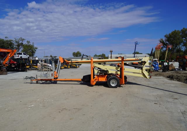 Image of JLG T500J equipment image 1