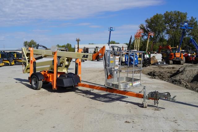 Image of JLG T500J equipment image 4