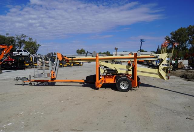 Image of JLG T500J equipment image 2