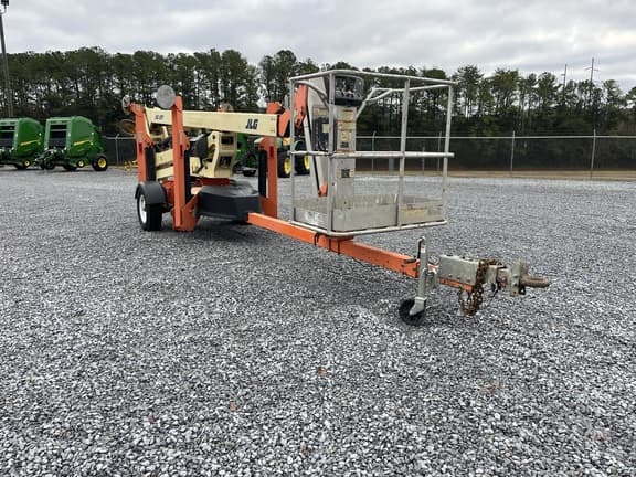 Image of JLG T500J equipment image 4