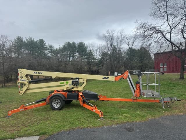 Image of JLG T500J equipment image 2