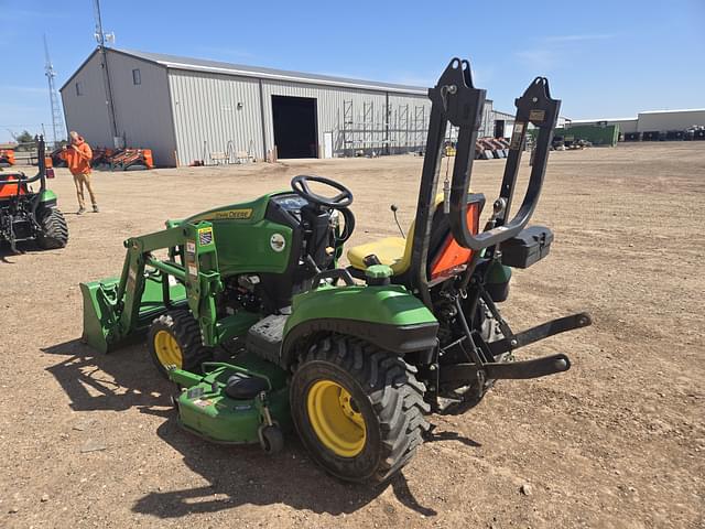 Image of John Deere 1023E equipment image 3
