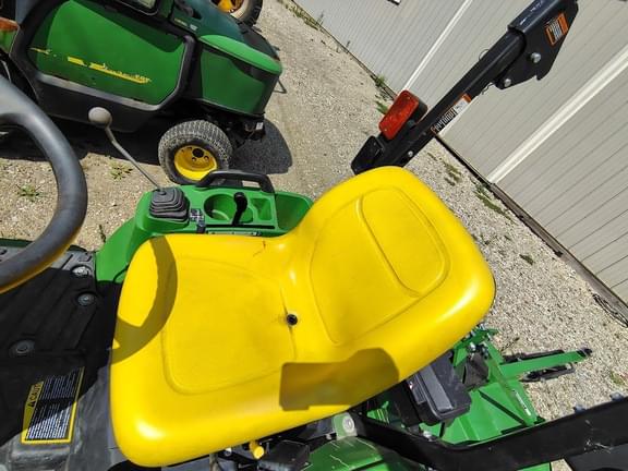Image of John Deere 1023E equipment image 3