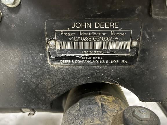 Image of John Deere 1023E equipment image 1