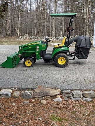 Image of John Deere 1023E Primary image