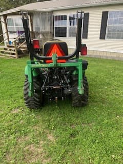 Image of John Deere 1023E equipment image 2