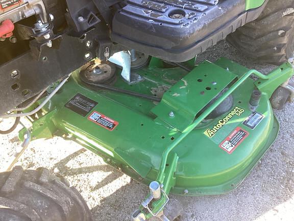 Image of John Deere 1023E equipment image 3