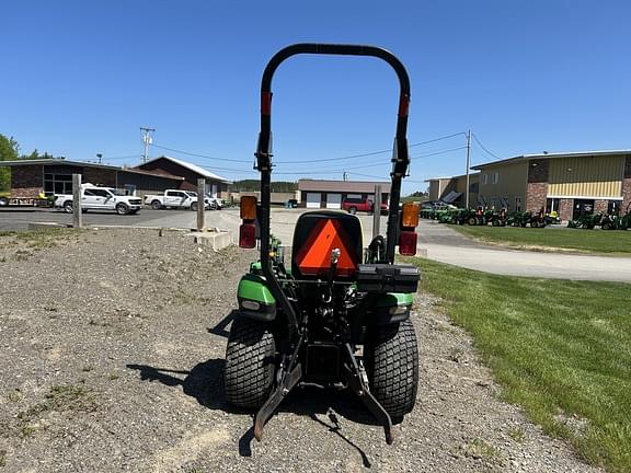 Image of John Deere 1023E equipment image 3