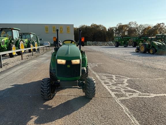 Image of John Deere 1023E equipment image 2