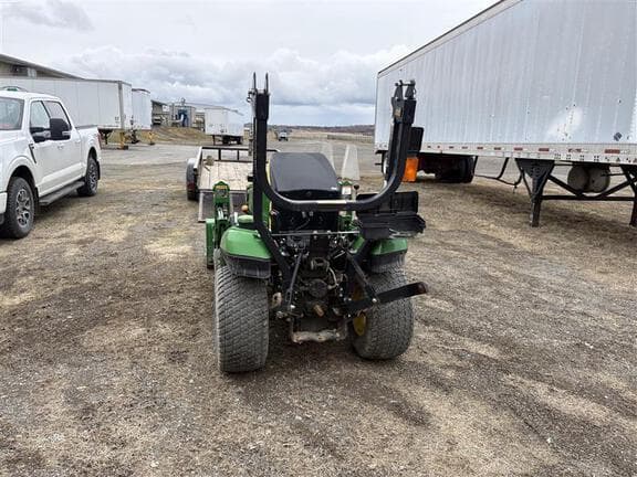 Image of John Deere 1023E equipment image 2