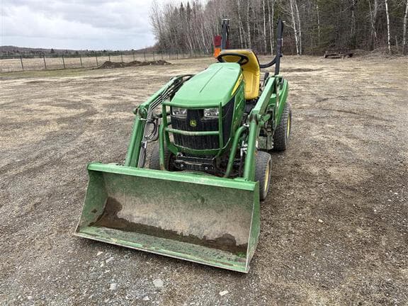 Image of John Deere 1023E equipment image 2