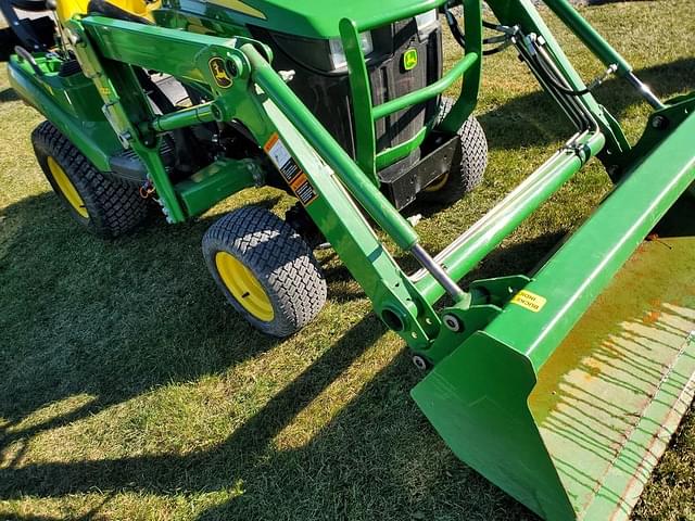 Image of John Deere 1023E equipment image 2