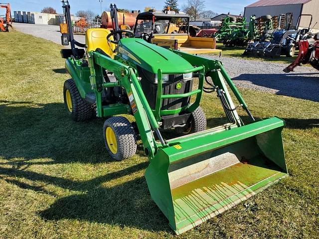 Image of John Deere 1023E equipment image 1